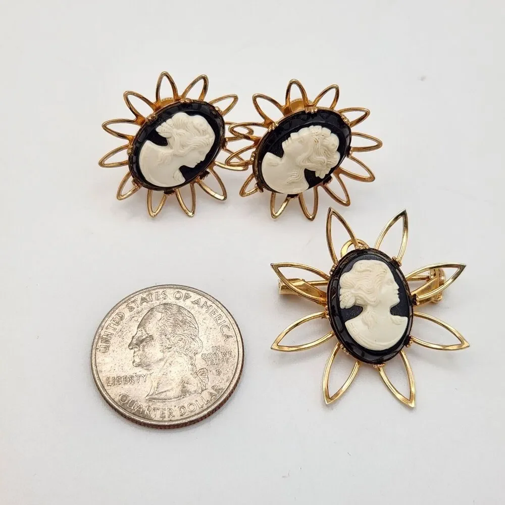 Vintage Mid-Century Sunburst Cameo Brooch & Screw-Back Earring Set Gold Tone